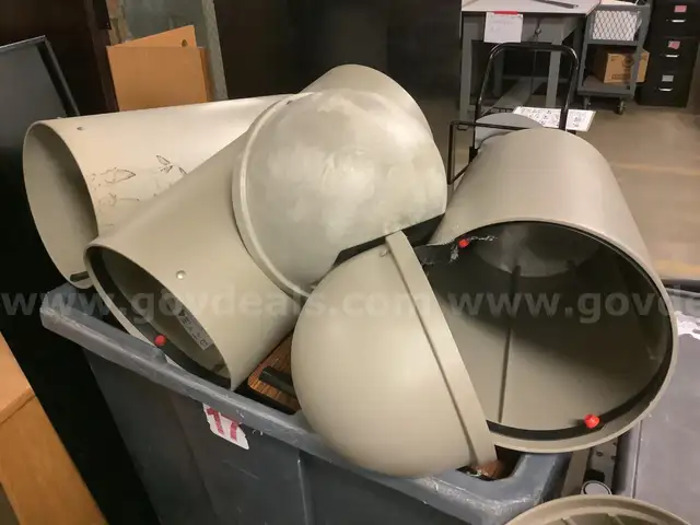 Lot of Housekeeping Equipment #2
