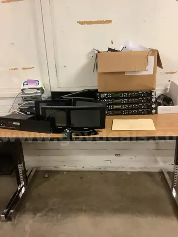Lot of miscellaneous electronics
