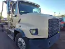 2013 Freightliner 114SD Roll Off Truck