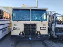 2013 Peterbilt COE 320 -