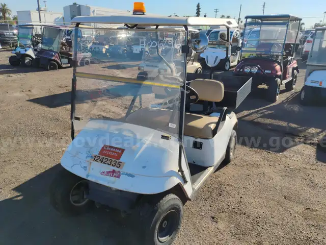 2000 E-Z-GO TXT Golf/Passenger Cart