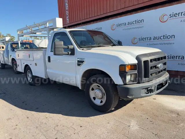 2008 Ford F250 Super Duty XL Work Truck