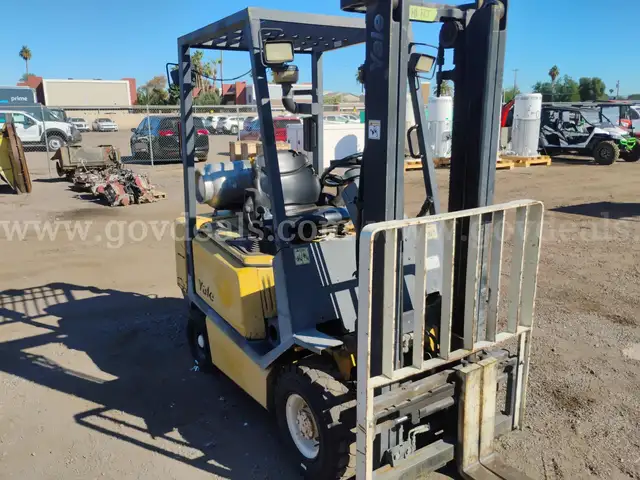 2001 Yale GLP040 Forklift