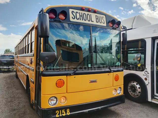 2014 Thomas Saf-T-Liner HDX SCHOOL BUS