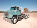 1993 Ford LNT8000F Tractor Truck