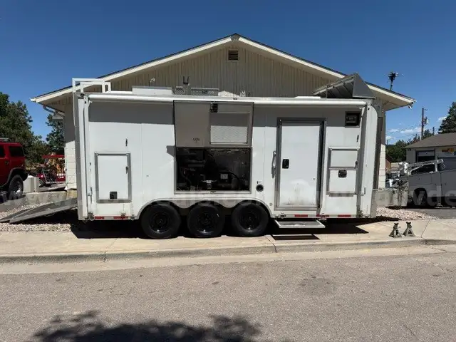 2006 ATC Aluminum 20&#x27; enclosed power generation trailer - 2 on board generators