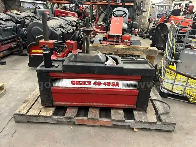 COATS Tire Changer