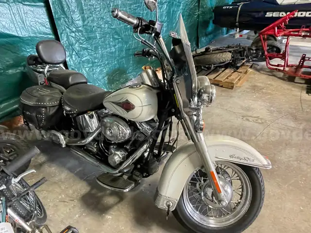 2001 Harley-Davidson FLSTCI