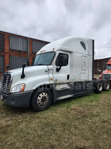 2017 Freightliner Cascadia 125