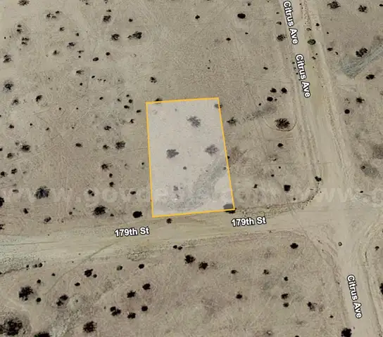 Flat Vacant lot in California, Residential