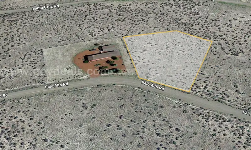 0.98 Acres Flat Ranch Style lot, Alturas California