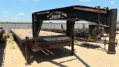 2008 Progressive 30FT T/A Gooseneck Trailer