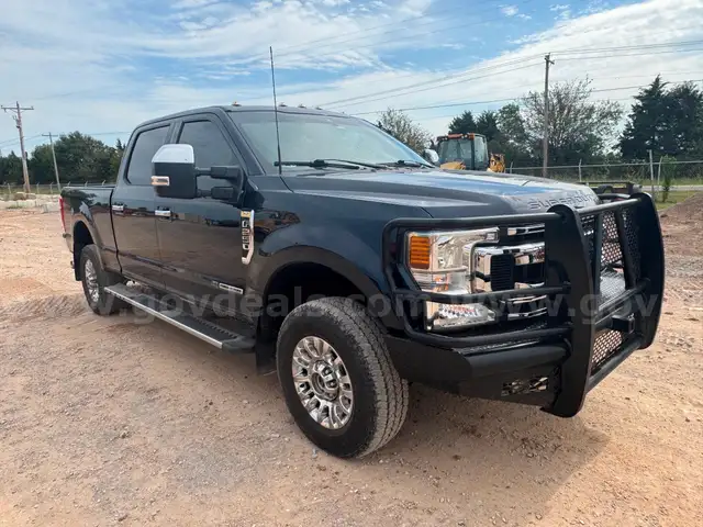 2022 Ford F-250 SD 4x4 Crew Cab Diesel Pickup