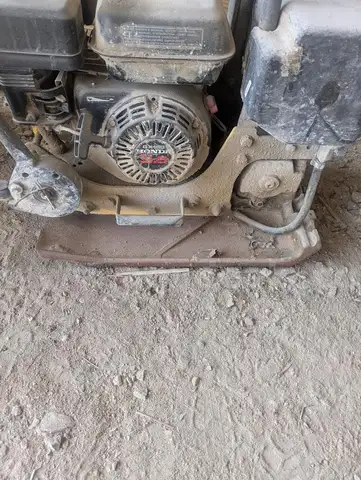 pull push compactor hand