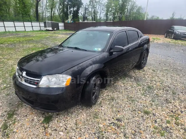 2013 Dodge Avenger SE