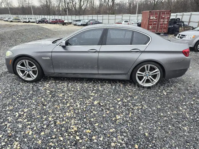 2016 BMW 5-Series