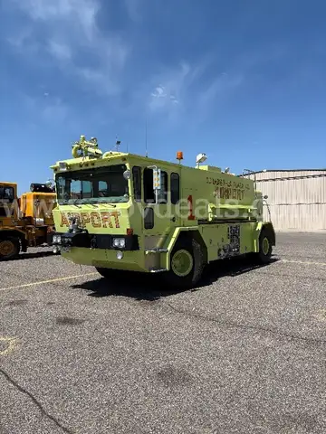1985 Oshkosh T-6 Fire Truck