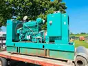 Onan Cummins Diesel Generator 300 kW with Transfer Switch