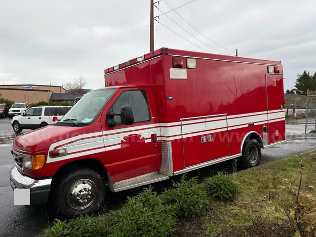 2005 Ford E450 Ambulance