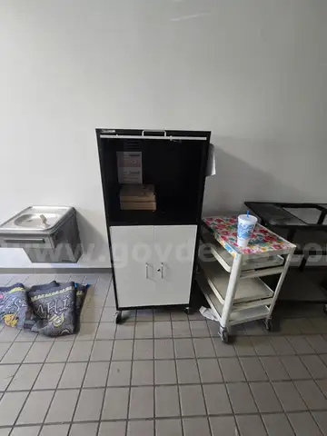 1 Cafeteria Point of Sale Cart