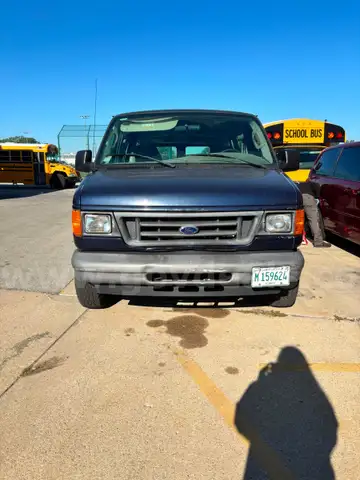2006 Ford Econoline Used by School District