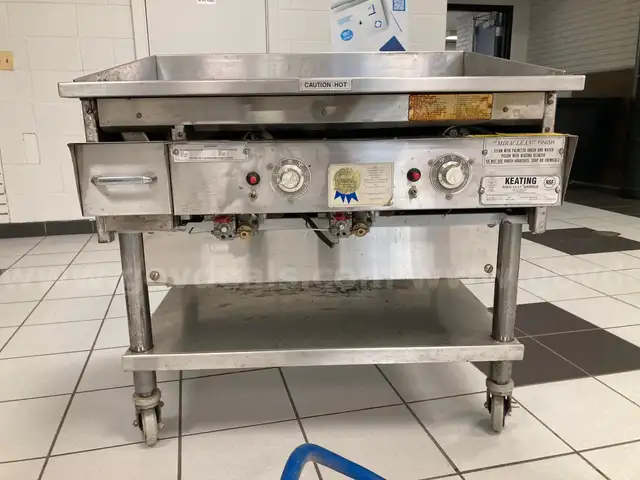 Keating Miraclean Griddle with Casters