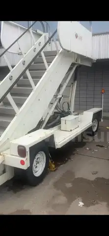 1989 WOLLARD TLPH-310E PASSENGER STEPS