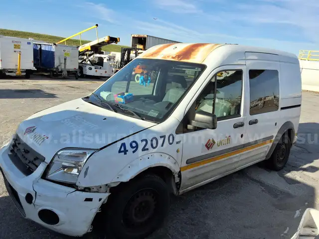 2011 Ford Transit Connect XLT with Side and Rear Door Glass