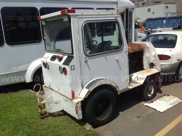 2000 Tug Mdl MA40 -1 Baggage Tractor