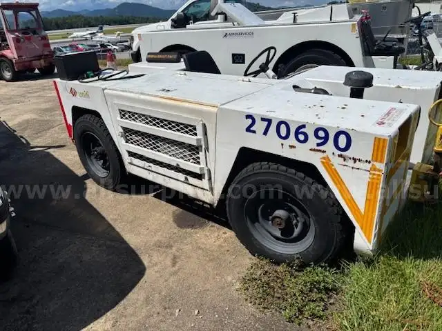 2005 EAGLE TT-8 AIRCRAFT TOW TRACTOR