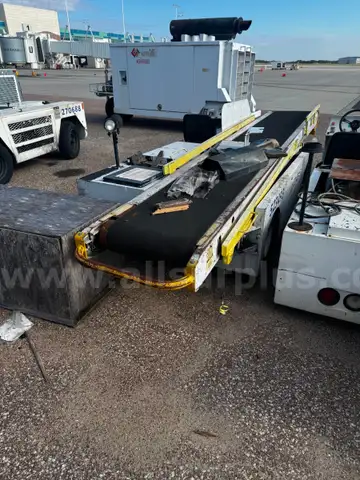 2003 Tug 440E Electric belt loader
