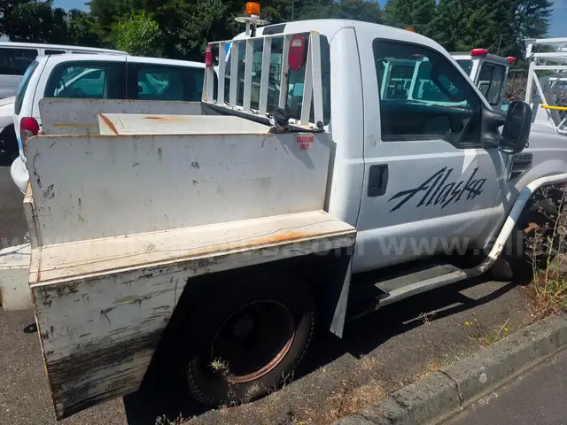 2008 Ford F-350 SD XL DRW 2WD