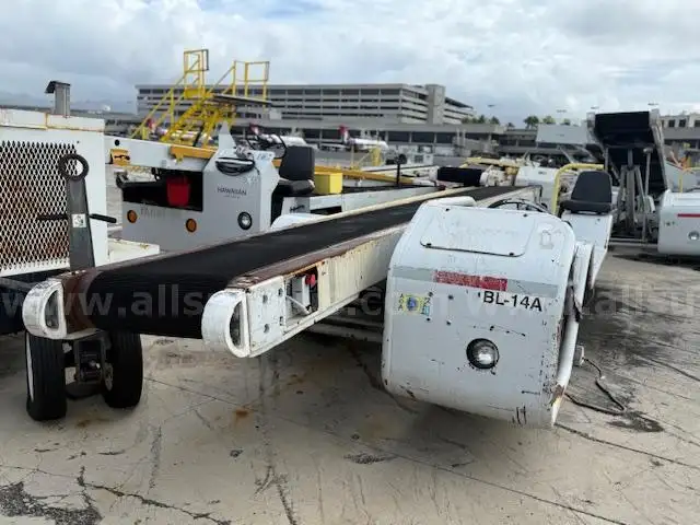 2000 WOOLARD TC888 BeltLoader