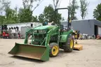 2019 4WD John Deere 2032R Tractor w/ Mower &#x26; Bucket