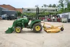 2019 4WD John Deere 2032R Tractor w/ Mower &#x26; Bucket