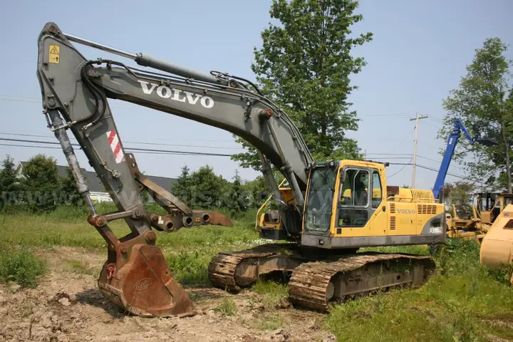 2005 Volvo EC330BLC Hydraulic Excavator