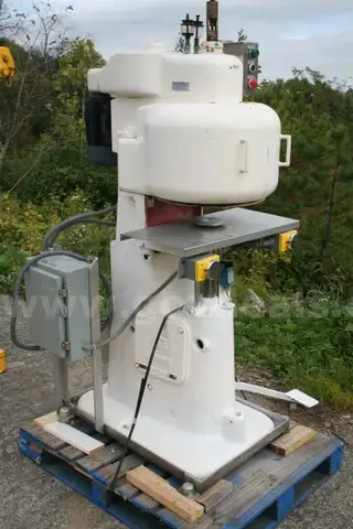 Bilbao Somme Can Seaming Machine