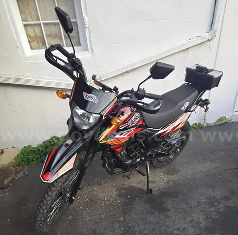 FREE SHIPPING - NEW 2025 - Full-Size 250cc Dirt Bike 60+ MPH