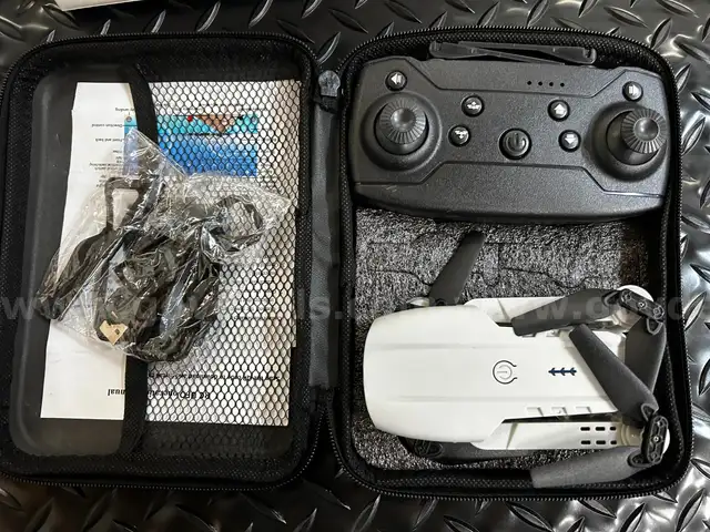 Free Shipping - NEW factory Sealed - Foldable Drone w Dual 4K HD Cameras, FPV Live Video, 3 Speeds, 2 Batteries