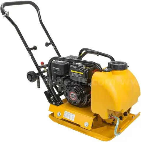 FREE SHIPPING - USA 6.5hp Gas Plate Compactor Tank 25&#x22; x 18&#x22; Plate 196cc 4k LBS Force Concrete Tamper Machine Paver