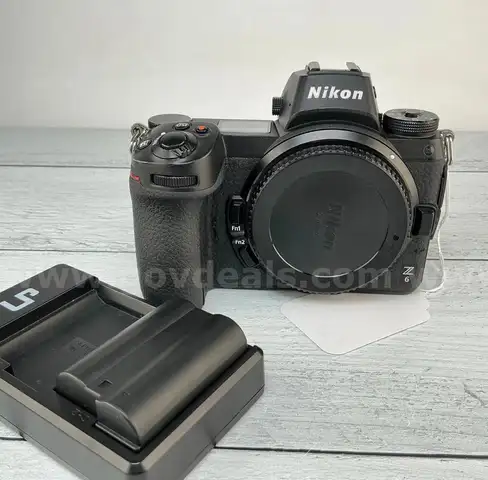 FREE SHIPPING - No Known Issues - Nikon Z6 Full-Frame 24.5 MP Mirrorless Camera