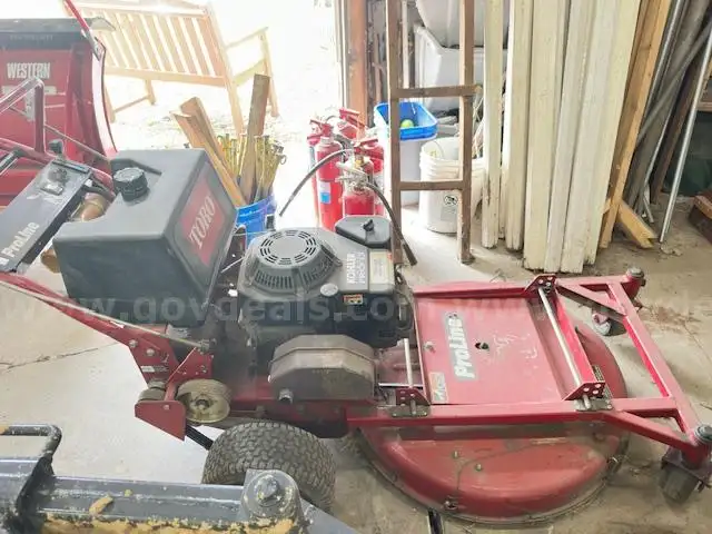 Walk behind self-propelled lawn mower