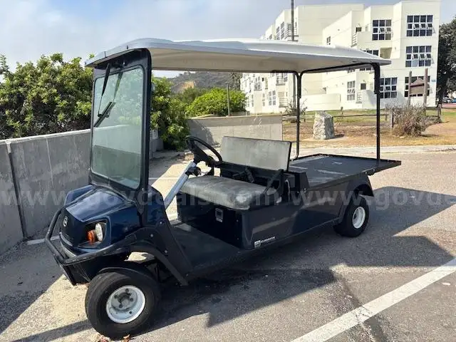 2018 Cushman Golf Cart