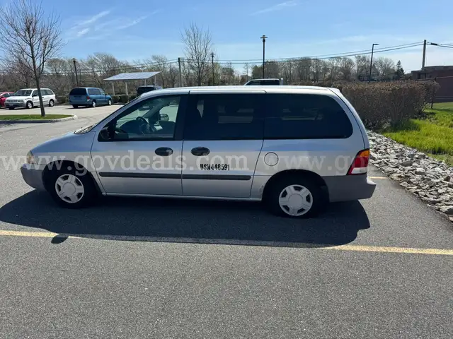 2002 Ford Windstar LX (Silver)