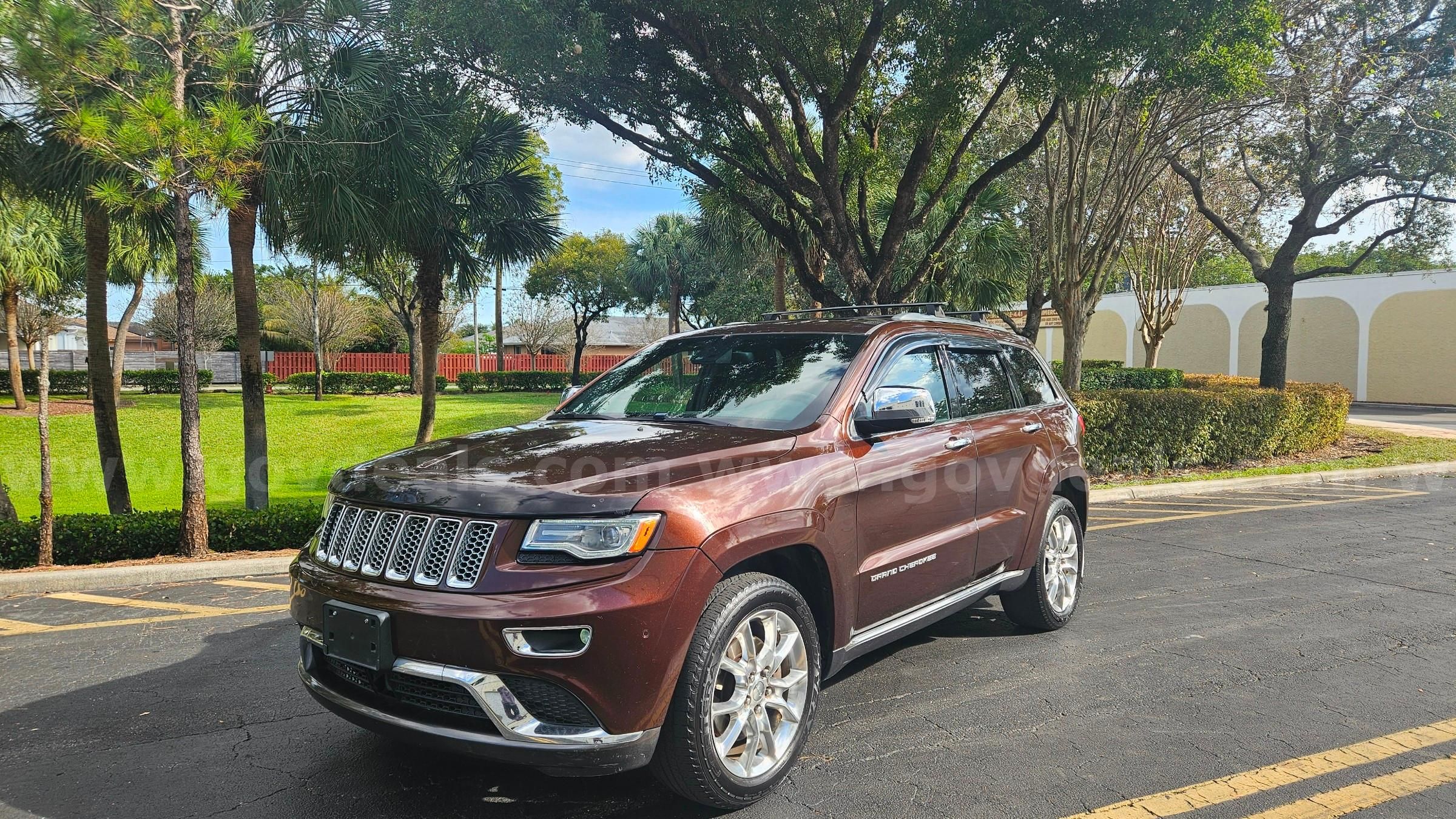 Photo of a 2014 Jeep Grand Cherokee