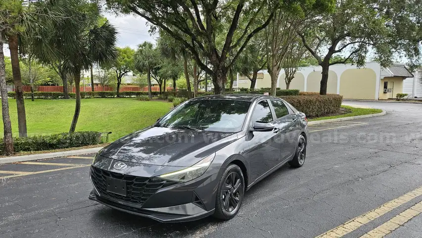 2021 Hyundai Elantra SEL