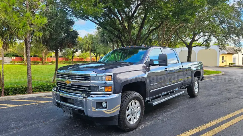 2015 Chevrolet Silverado 3500HD LTZ Crew Cab Long Box 4WD