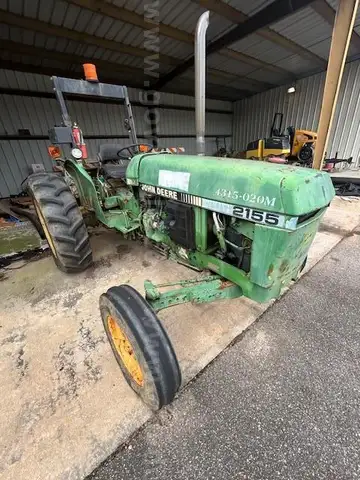 John Deere 2155