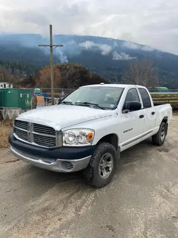 2007 Dodge Ram 1500 4WD Crewcab Pickup  Truck - V8, 5.7L HEMI