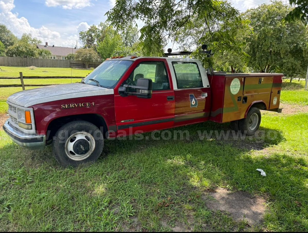 1998 Chevrolet C/K 3500 | GovDeals